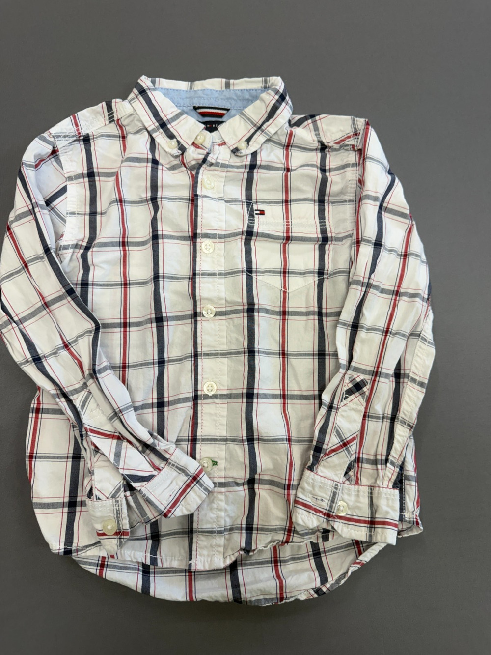 Tommy Hilfiger Boys Size 5 Plaid Button Down Shirt Long Sleeve Red White Blue